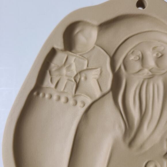 Brown Bag Santa Cookie Art Stoneware Art 1983 Christmas Hill Design - Picture 4 of 8